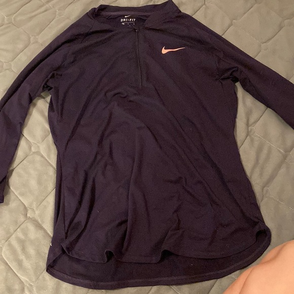 Nike Tops - Nike Capri sleeve top